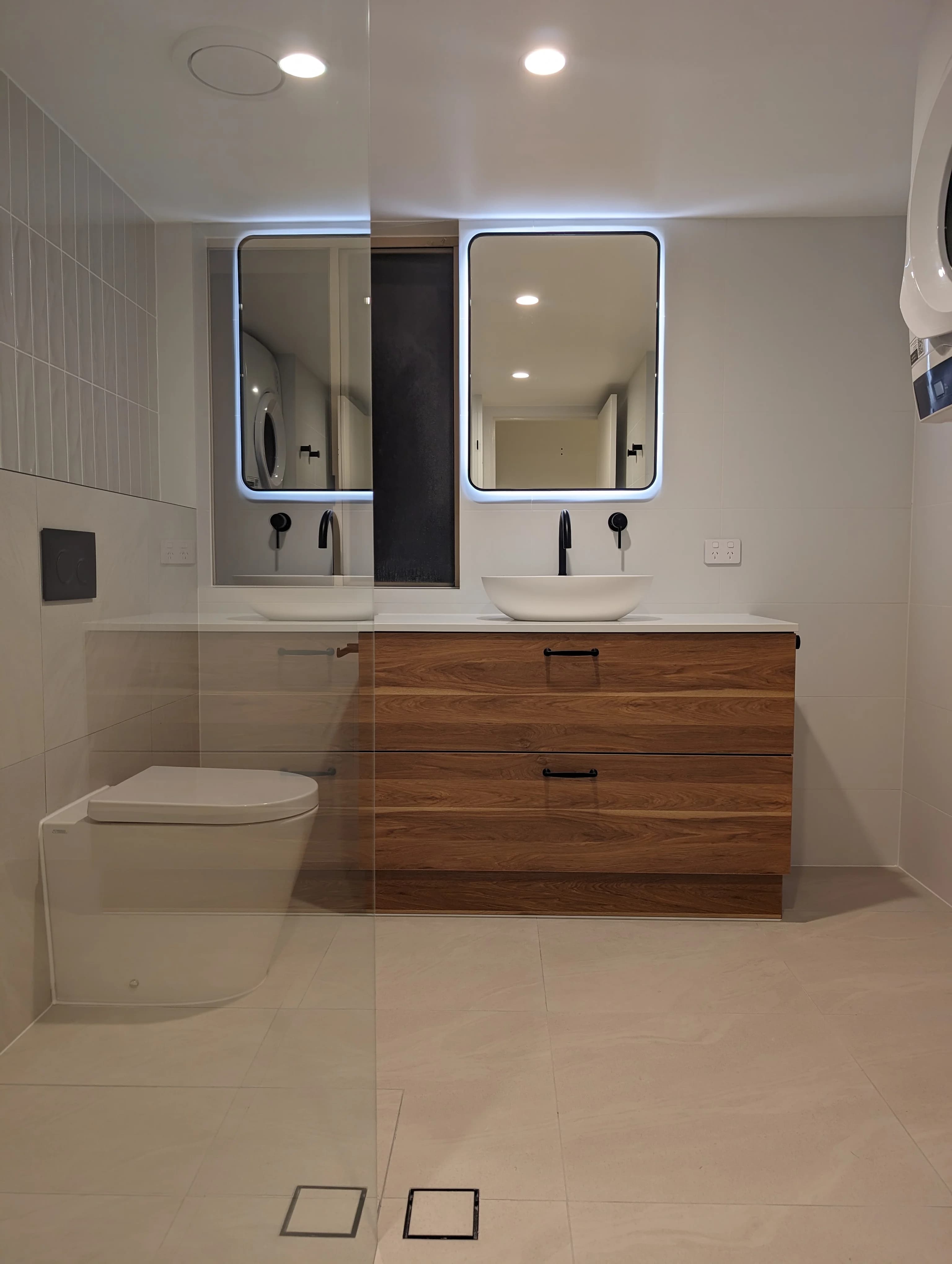 Kitchen and Bathroom Renovations Together: Should You Combine Them?